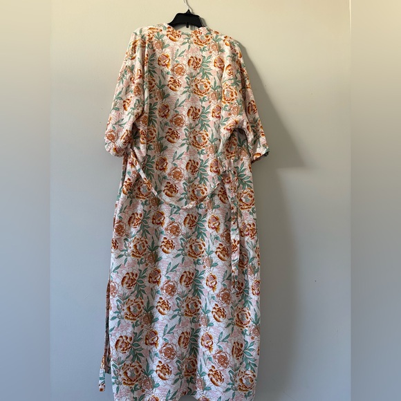 Cost Plus World Market Floral Gown and Matching Robe - Picture 3 of 3